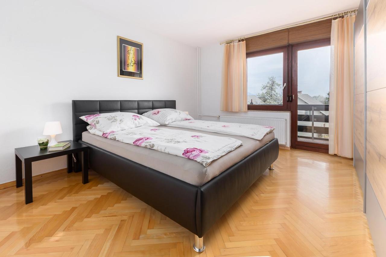 Apartment Valy - Free Bikes, Relaxing Terrace & Near Bled Ngoại thất bức ảnh