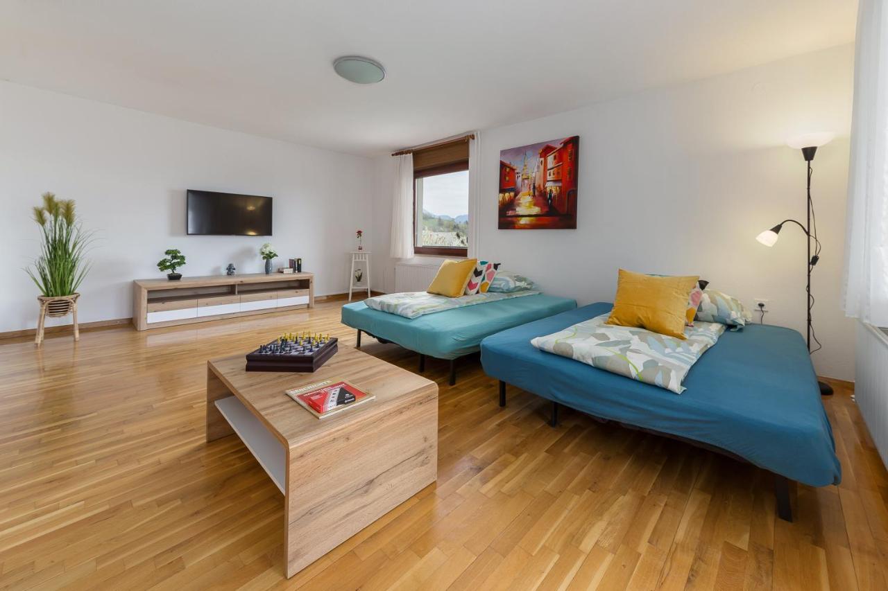 Apartment Valy - Free Bikes, Relaxing Terrace & Near Bled Ngoại thất bức ảnh