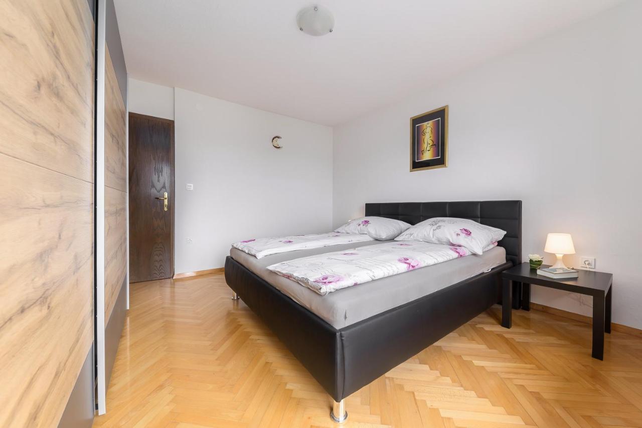 Apartment Valy - Free Bikes, Relaxing Terrace & Near Bled Ngoại thất bức ảnh
