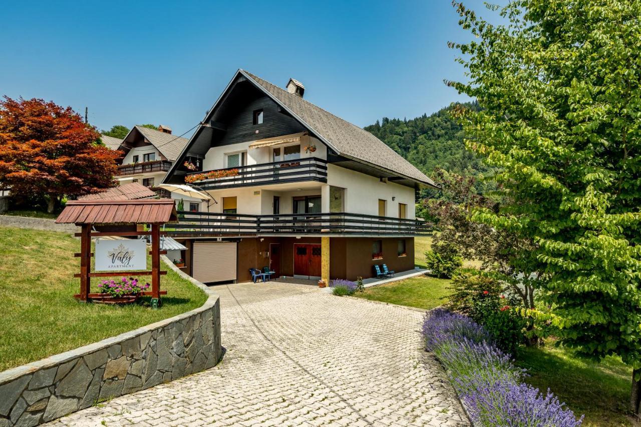 Apartment Valy - Free Bikes, Relaxing Terrace & Near Bled Ngoại thất bức ảnh